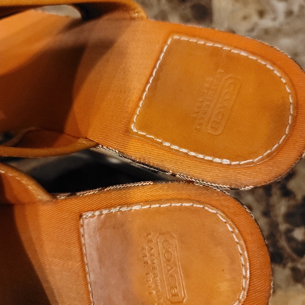 Shoes - Picture 5 of 6